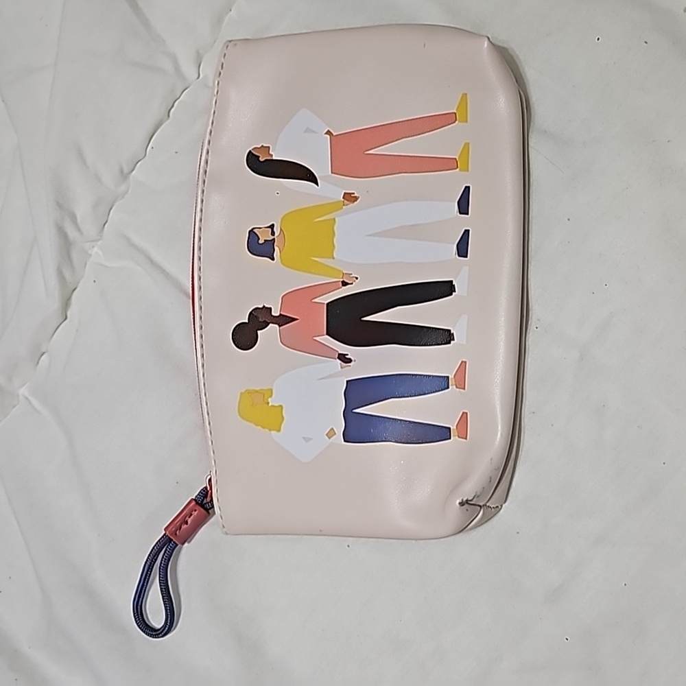 Ipsy makeup bag